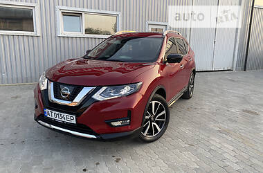 Nissan Rogue SL AWD  Platinum 2017