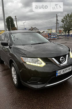 Nissan Rogue  2015