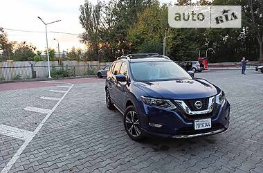 Nissan Rogue  2019