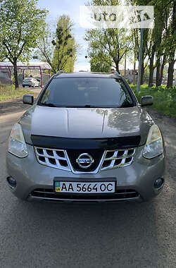 Nissan Rogue  2013