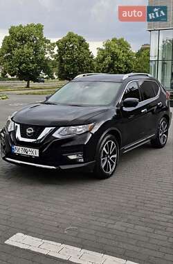 Nissan Rogue  2019