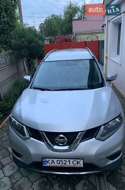 Nissan Rogue  2015