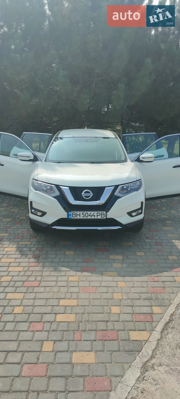 2017 Nissan Rogue - мініатюра 2