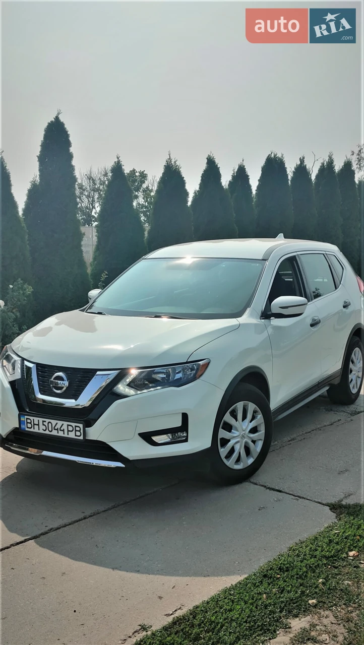 2017 Nissan Rogue - фото 1