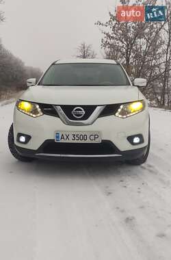 Nissan Rogue  2015
