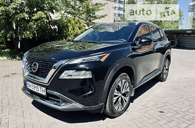 Nissan Rogue  2020