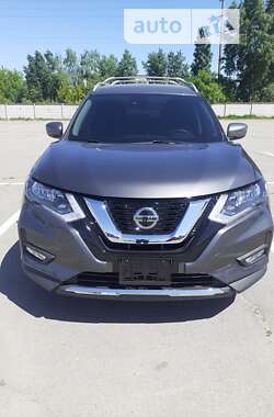 Nissan Rogue  2019