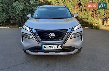 Nissan Rogue  2021