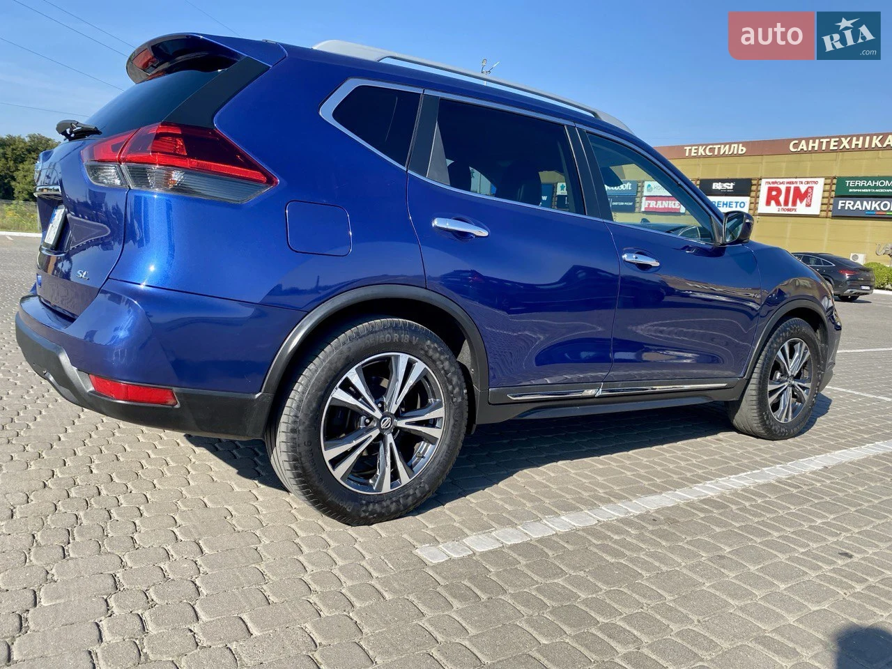 2018 Nissan Rogue - мініатюра 2