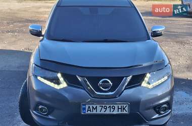 Nissan Rogue  2014