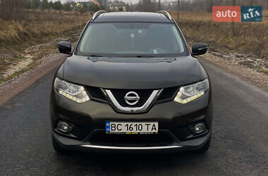 Nissan Rogue  2015