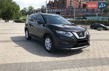 Nissan Rogue  2019