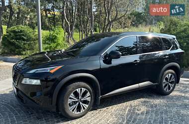 Nissan Rogue  2020