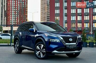 Nissan Rogue  2023