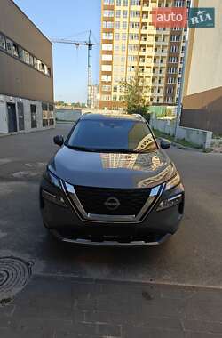 Nissan Rogue  2022