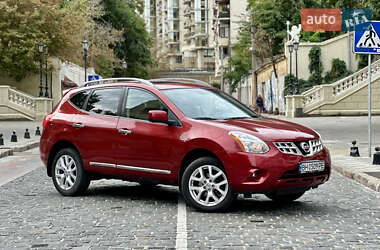 Nissan Rogue  2011