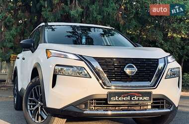 Nissan Rogue  2021