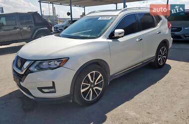 Nissan Rogue  2019