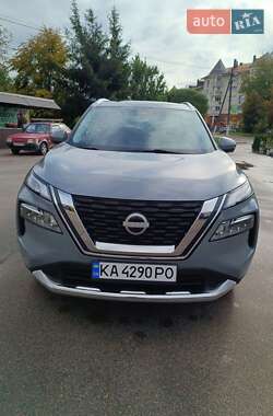 Nissan Rogue  2023