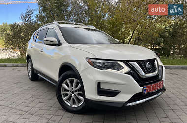 Nissan Rogue  2019