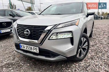 Nissan Rogue  2022