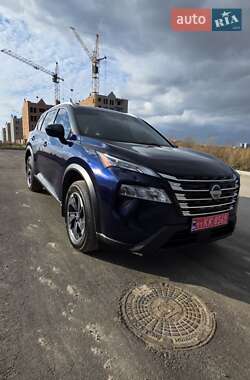 Nissan Rogue  2024