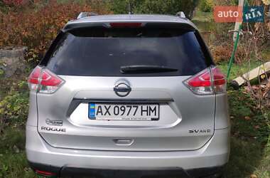 Nissan Rogue  2015