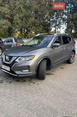 Nissan Rogue  2017