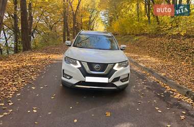 Nissan Rogue  2017