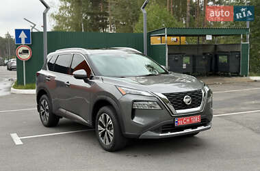 Nissan Rogue  2021