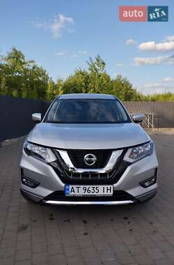 Nissan Rogue 2020