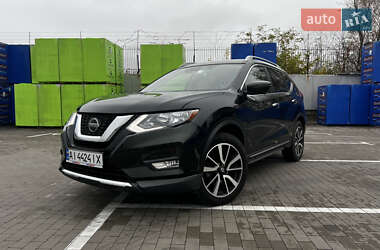 Nissan Rogue  2019