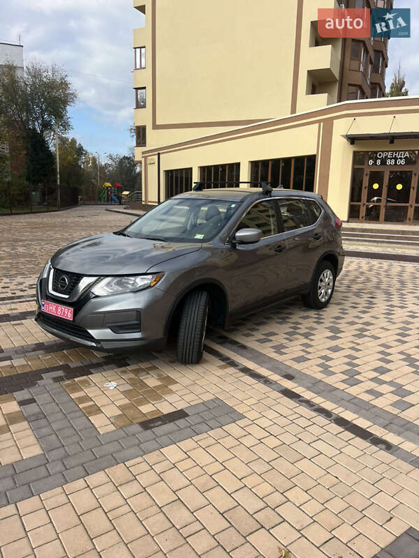 Легковые Nissan Rogue