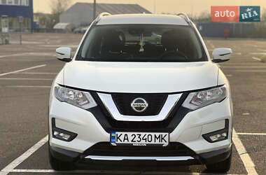 Nissan Rogue  2020