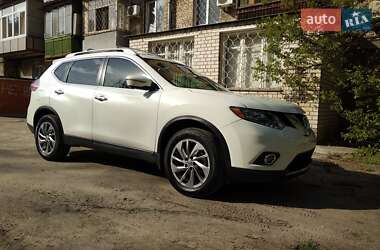 Nissan Rogue  2015