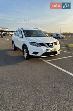 Nissan Rogue 2015