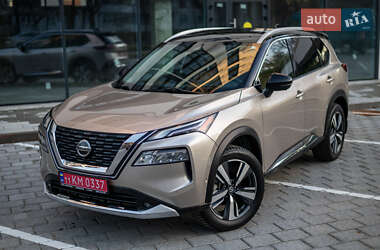 Nissan Rogue  2020