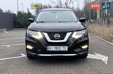 Nissan Rogue  2020
