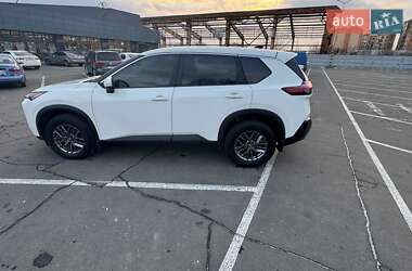 Nissan Rogue  2022