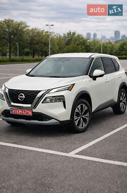 Nissan Rogue  2021