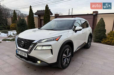 Nissan Rogue  2020