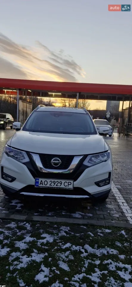 2018 Nissan Rogue - мініатюра 3