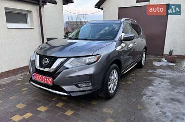 Nissan Rogue 2020