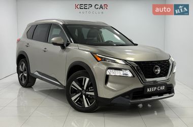 Nissan Rogue  2021