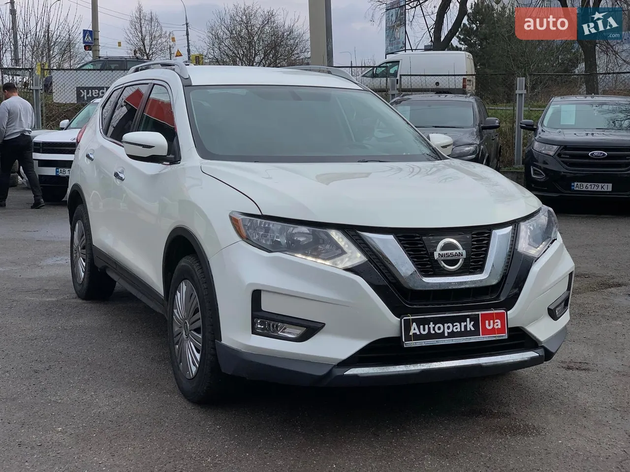 2018 Nissan Rogue - мініатюра 3