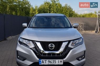 Nissan Rogue 2020