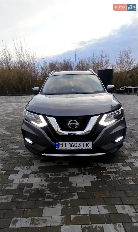 2017 Nissan Rogue - мініатюра 4