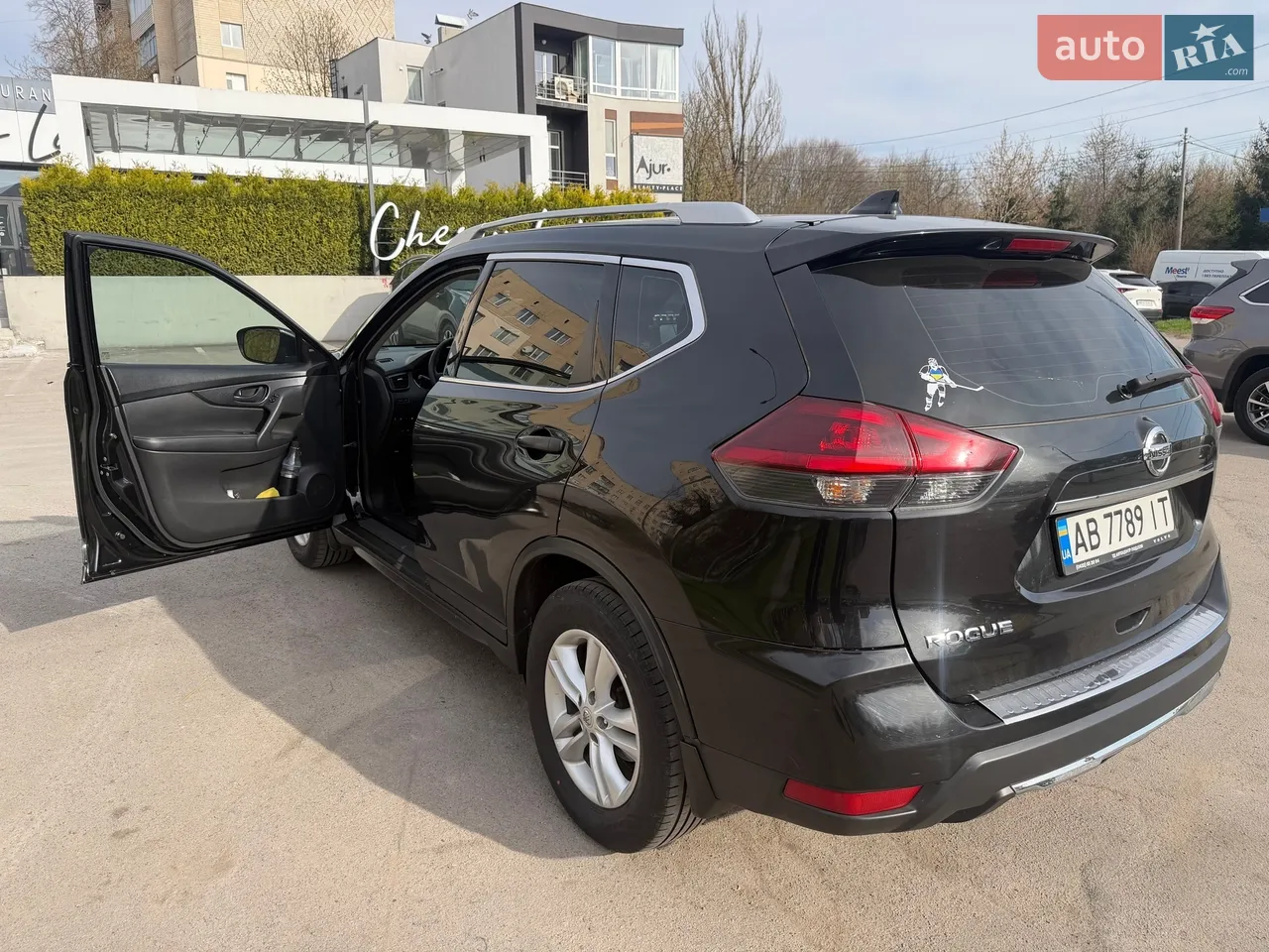 2019 Nissan Rogue - мініатюра 3