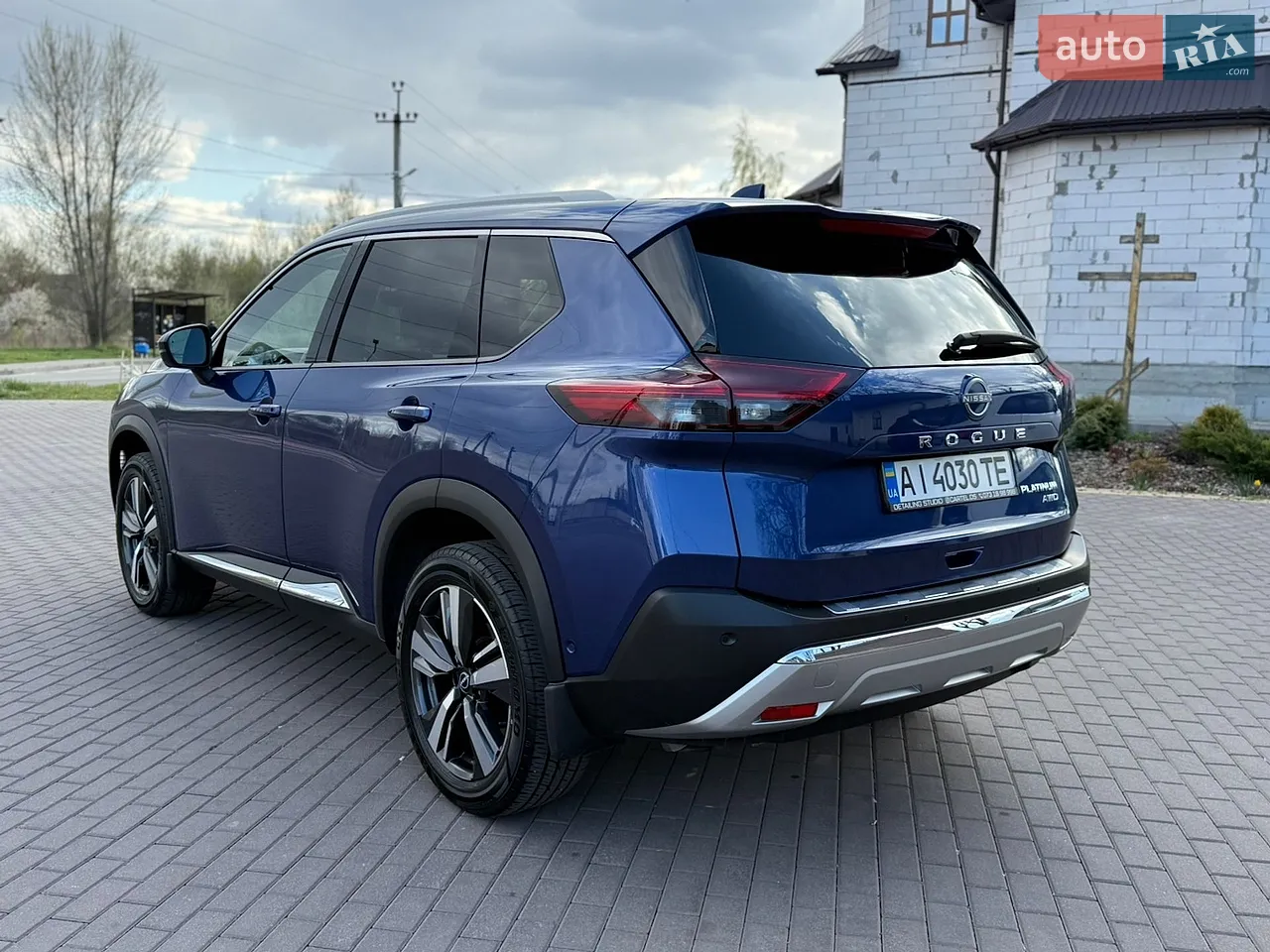 2023 Nissan Rogue - мініатюра 2