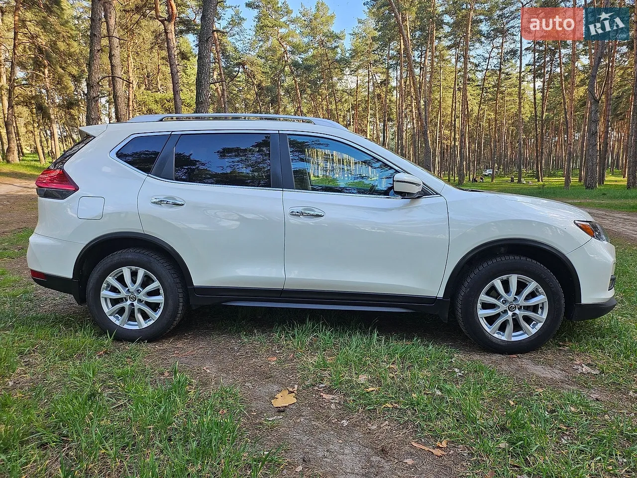 2017 Nissan Rogue - мініатюра 4